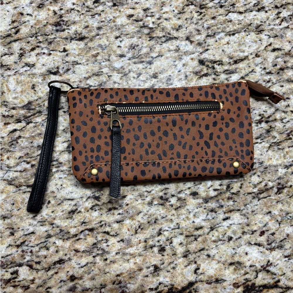 Universal Thread Leopard Print Wristlet - image 2